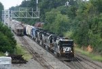 NS 3555 leads train 350 at Boylan